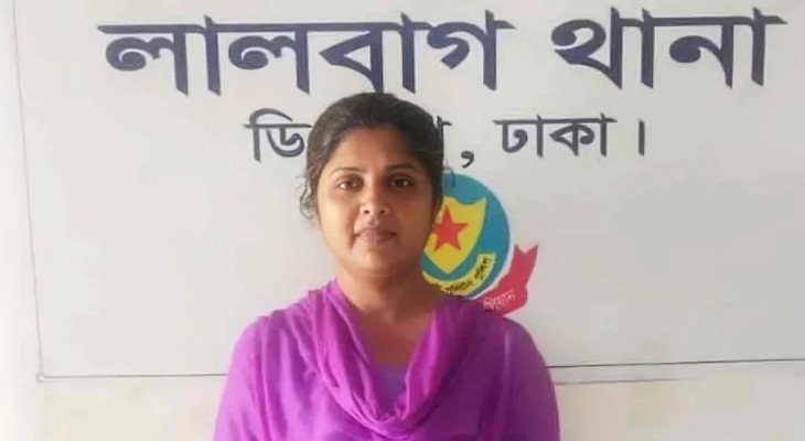 লালবাগে কার্যক্রম নিষিদ্ধ আওয়ামী লীগ নেত্রী শারমিন সুলতানা গ্রেপ্তার