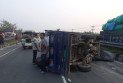 টাঙ্গাইলে বাস, পিকআপ ও মোটরসাইকেলের ত্রিমুখী সংঘর্ষে নিহত ২