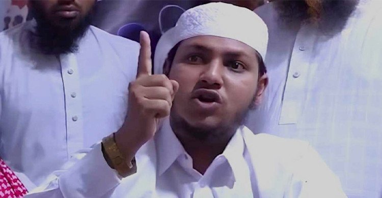 অনেক বাচ্চাকে চুমা দিয়েছি, আমারে মারার সাহস আছে: ক্বারী তাশরীফ