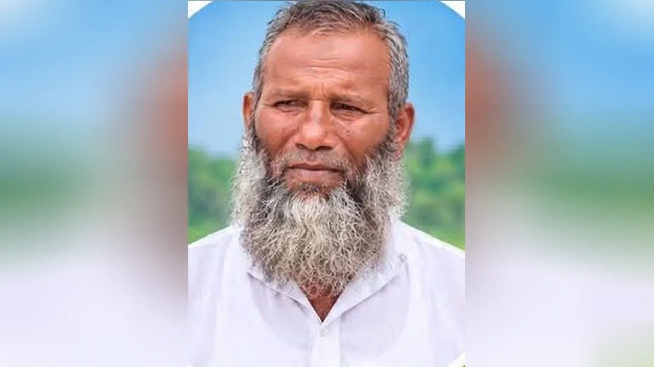 বিএনপি নেতার ছেলেকে ‘ইমাম’ সাজিয়ে সরকারি ভাতা আবেদনের অভিযোগ