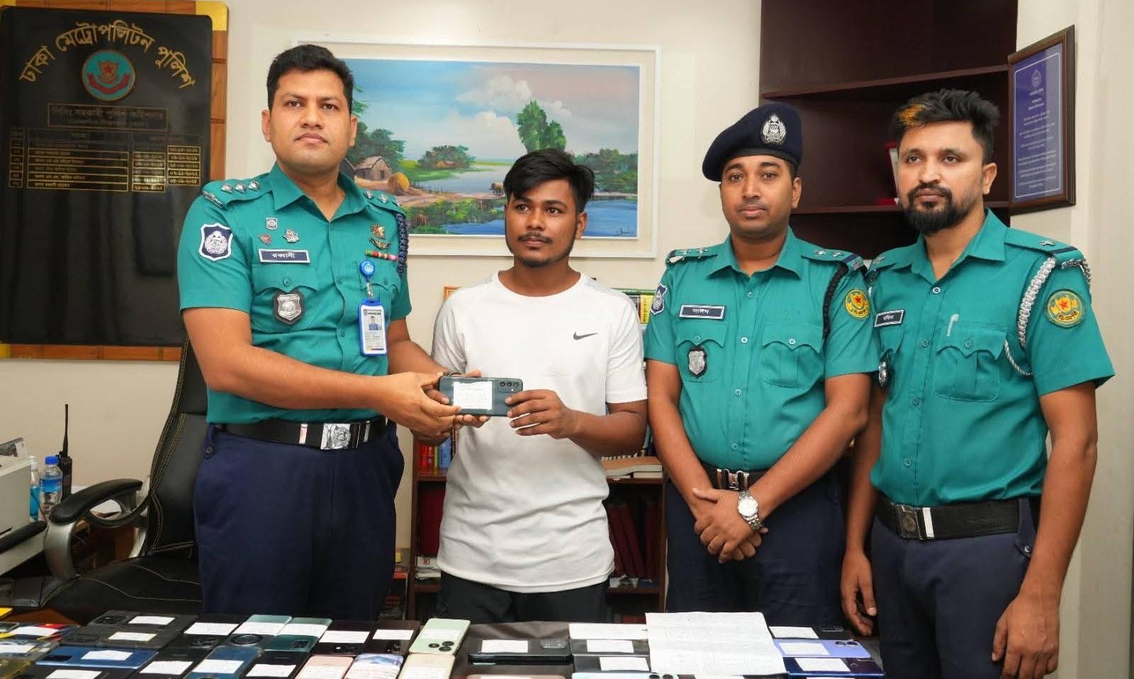 dmp1_Dhakaprokash.jpg
