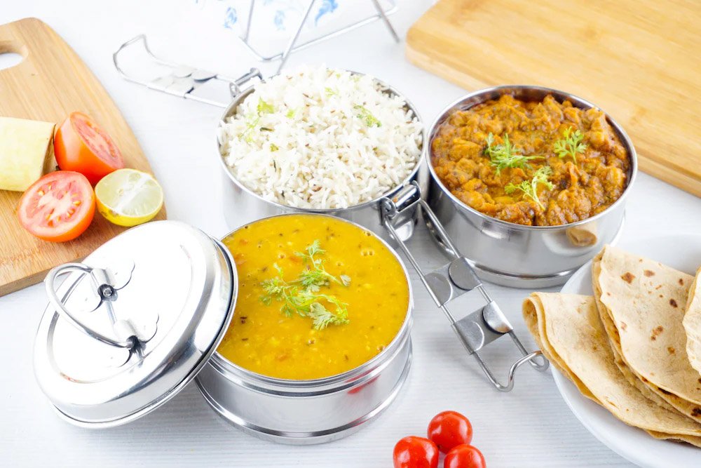 tiffin box1_Dhakaprokash.jpg