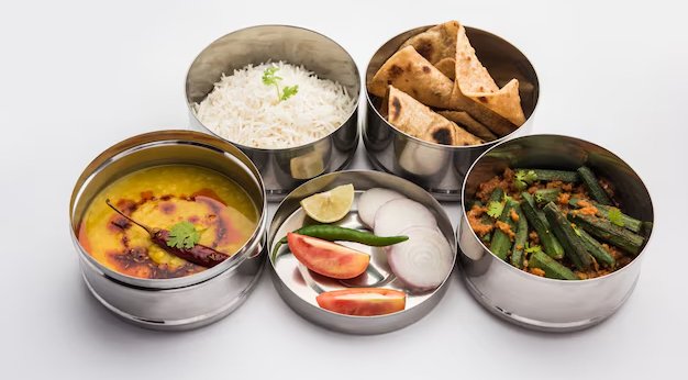 tiffin box2_Dhakaprokash.jpg