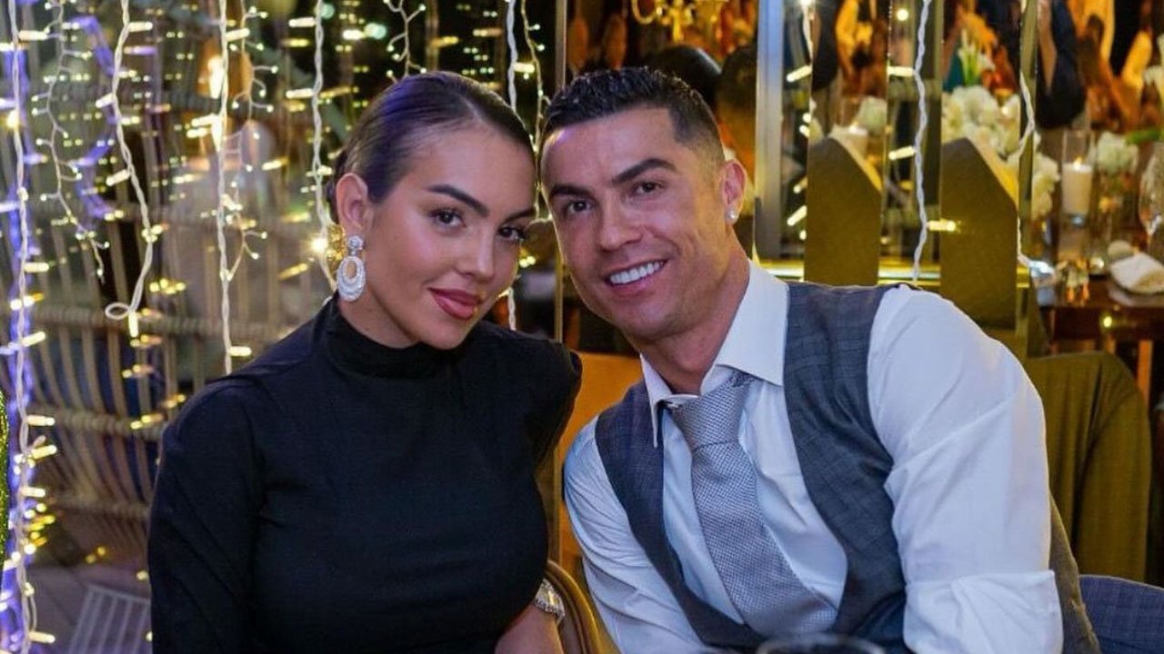 ronaldo_georgina1_Dhakaprokash.jpg