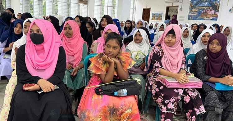 benapole-2-Dhaka Prokah News-23-08-2025.jpg