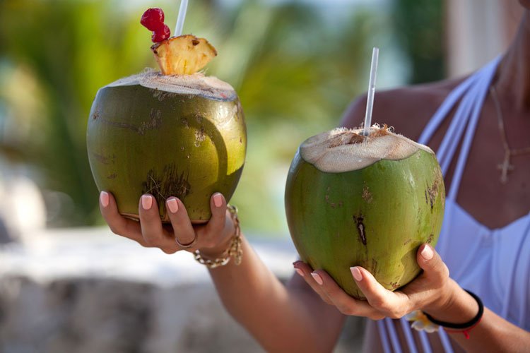 coconut water2_Dhakaprokash.jpg