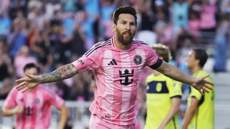 messi1_Dhakaprokash.jpg