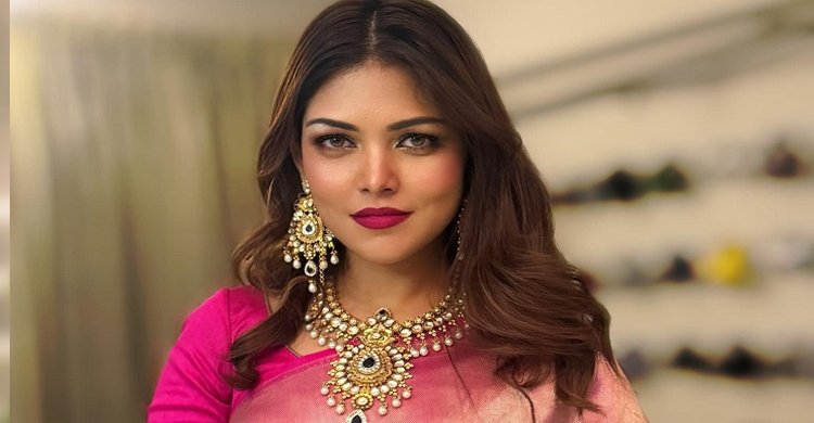 priya2.jpg