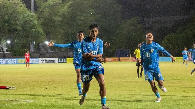 bdVSInd2_Dhakaprokash.jpg