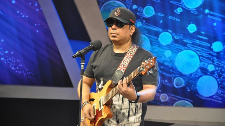 ayub_bacchu2_Dhakaprokash.jpg