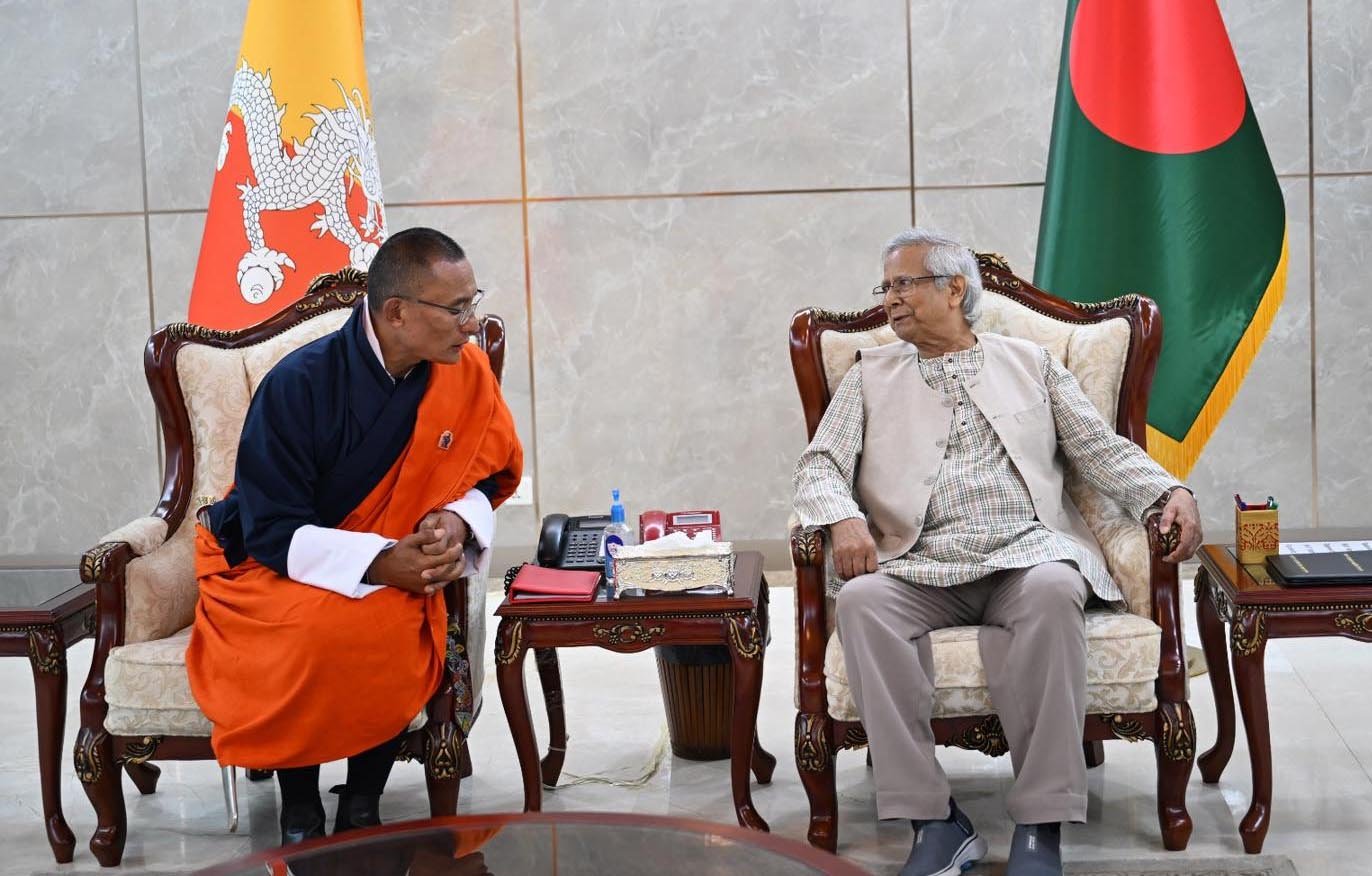 bhutan_pm1_Dhakaprokash.jpg